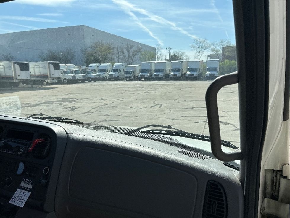 Medium Duty Box Truck-Light and Medium Duty Trucks-Freightliner-2019-M2-Chicago (Melrose Park)-IL-233,039\n\t\tmiles-$ 34,500 - Image 21