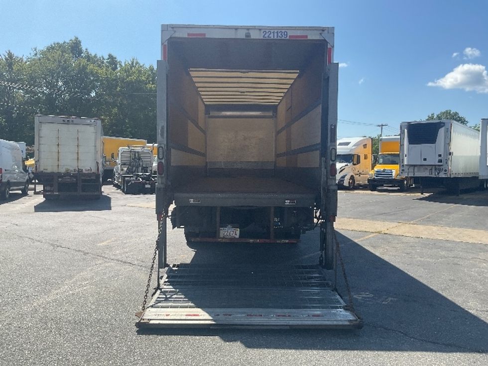 Medium Duty Box Truck-Light and Medium Duty Trucks-Freightliner-2019-M2-Chicopee-MA-210,300\n\t\tmiles-$ 56,750 - Image 9