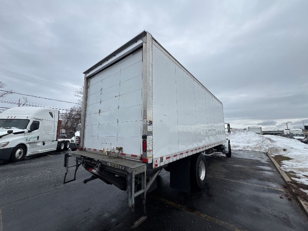 Medium Duty Box Truck-Light and Medium Duty Trucks-Freightliner-2019-M2-Chicopee-MA-258,738\n\t\tmiles-$ 33,750 - Image 13