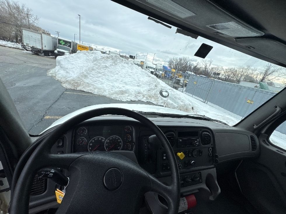 Medium Duty Box Truck-Light and Medium Duty Trucks-Freightliner-2019-M2-Chicopee-MA-258,738\n\t\tmiles-$ 33,750 - Image 18