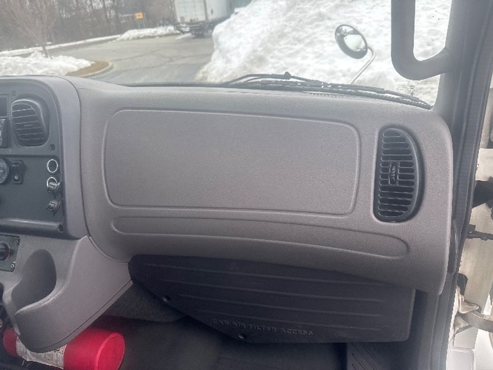 Medium Duty Box Truck-Light and Medium Duty Trucks-Freightliner-2019-M2-Chicopee-MA-258,738\n\t\tmiles-$ 33,750 - Image 21