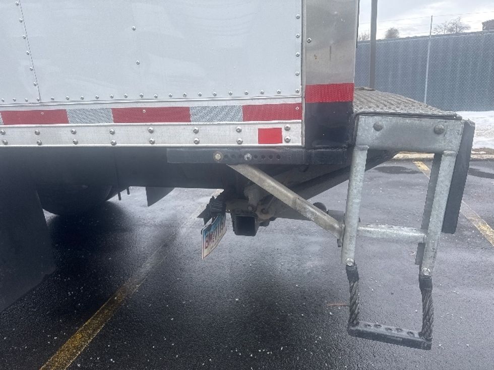 Medium Duty Box Truck-Light and Medium Duty Trucks-Freightliner-2019-M2-Chicopee-MA-258,738\n\t\tmiles-$ 33,750 - Image 27