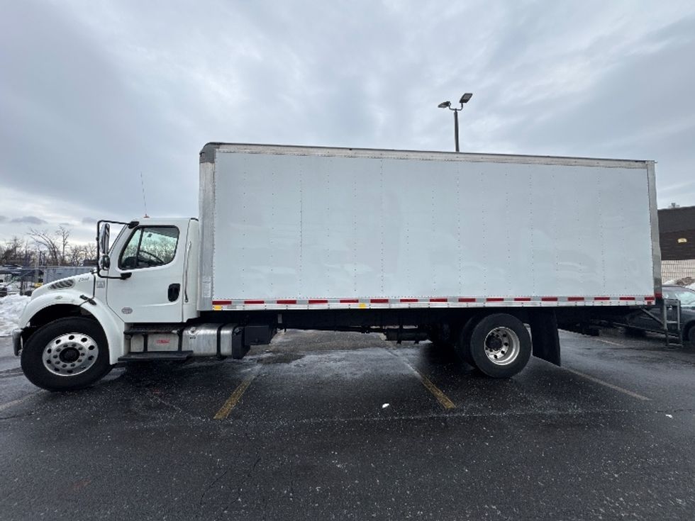 Medium Duty Box Truck-Light and Medium Duty Trucks-Freightliner-2019-M2-Chicopee-MA-258,738\n\t\tmiles-$ 33,750 - Image 4