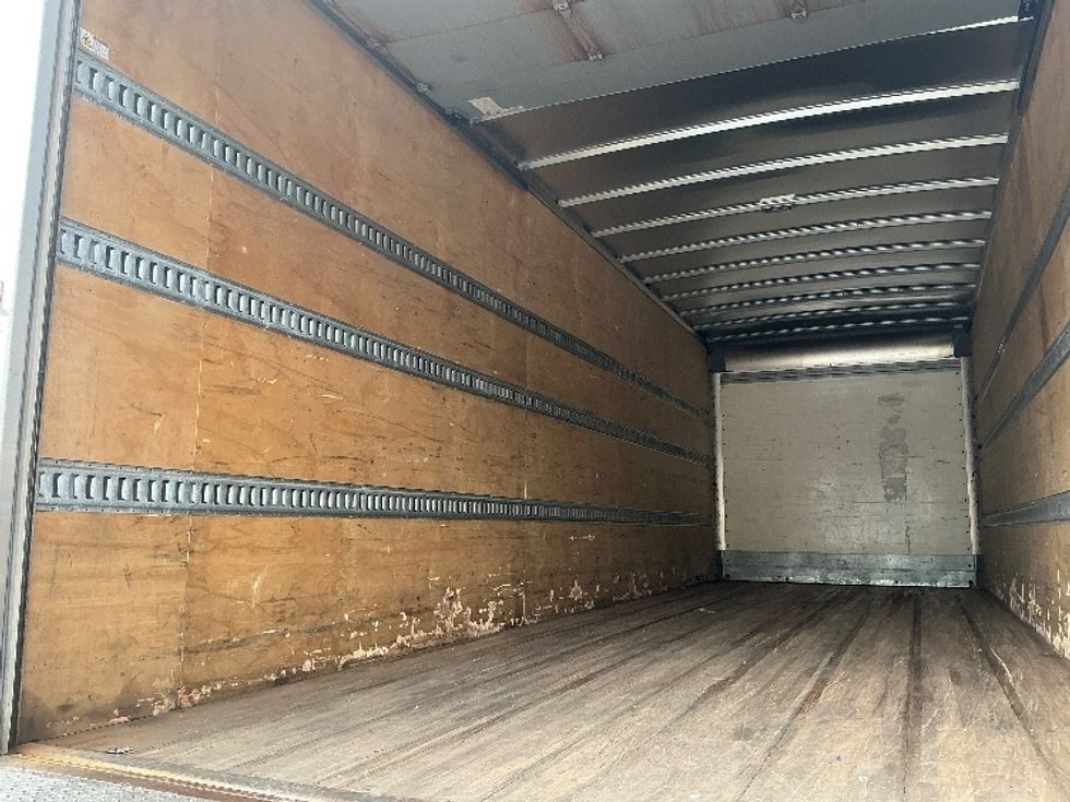 Medium Duty Box Truck-Light and Medium Duty Trucks-Freightliner-2019-M2-Chicopee-MA-292,810\n\t\tmiles-$ 29,250 - Image 11