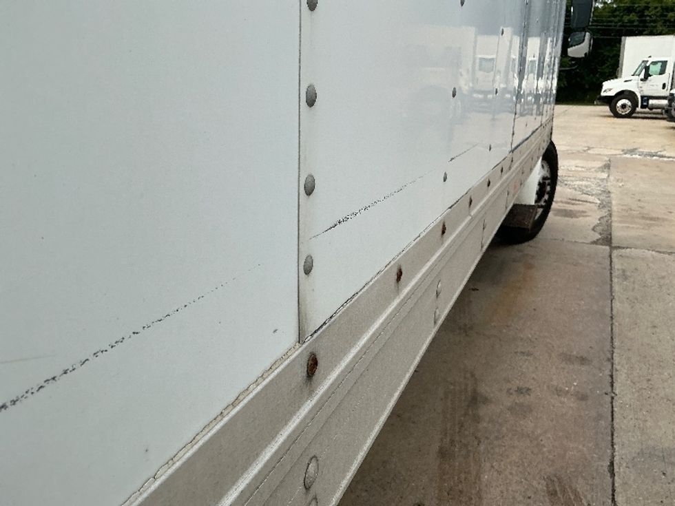 Medium Duty Box Truck-Light and Medium Duty Trucks-Freightliner-2019-M2-Chicopee-MA-292,810\n\t\tmiles-$ 29,250 - Image 28