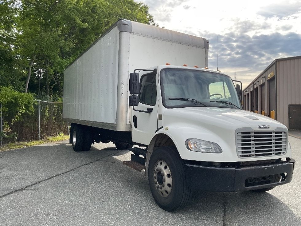Medium Duty Box Truck-Light and Medium Duty Trucks-Freightliner-2019-M2-Chicopee-MA-356,423\n\t\tmiles-$ 21,250 - Image 1