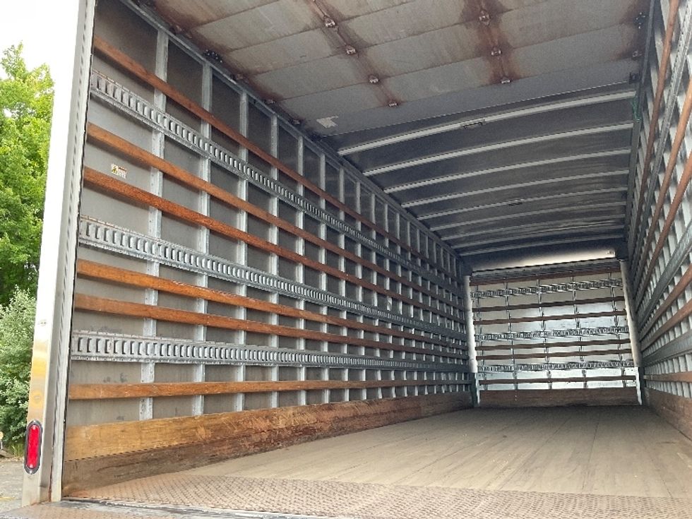 Medium Duty Box Truck-Light and Medium Duty Trucks-Freightliner-2019-M2-Chicopee-MA-356,423\n\t\tmiles-$ 21,250 - Image 11