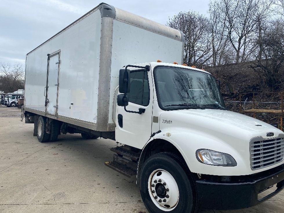 Medium Duty Box Truck-Light and Medium Duty Trucks-Freightliner-2019-M2-Cincinnati-OH-171,929\n\t\tmiles-$ 51,000 - Image 1