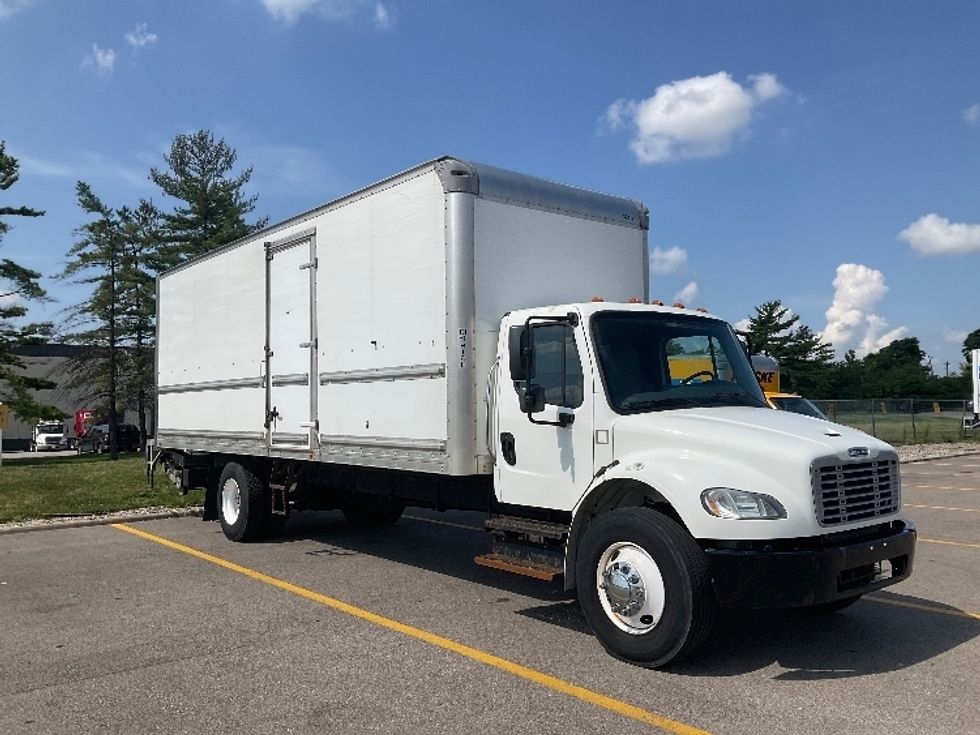 Medium Duty Box Truck-Light and Medium Duty Trucks-Freightliner-2019-M2-Cincinnati-OH-183,511\n\t\tmiles-$ 52,250 - Image 1