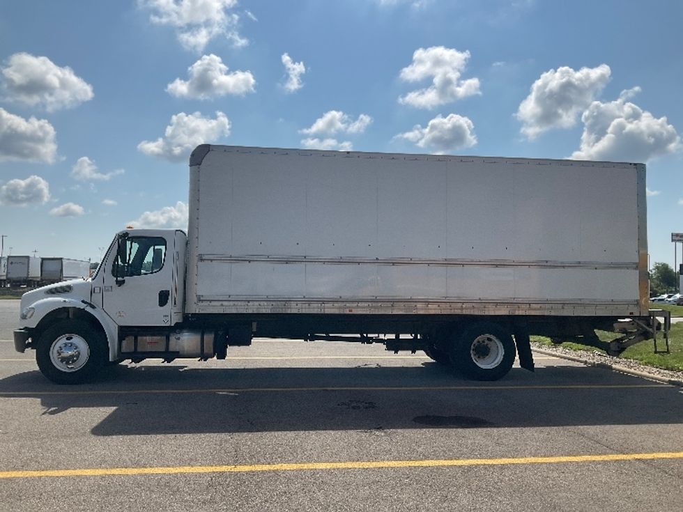 Medium Duty Box Truck-Light and Medium Duty Trucks-Freightliner-2019-M2-Cincinnati-OH-183,511\n\t\tmiles-$ 52,250 - Image 4