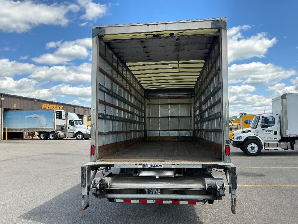 Medium Duty Box Truck-Light and Medium Duty Trucks-Freightliner-2019-M2-Cincinnati-OH-183,511\n\t\tmiles-$ 52,250 - Image 8