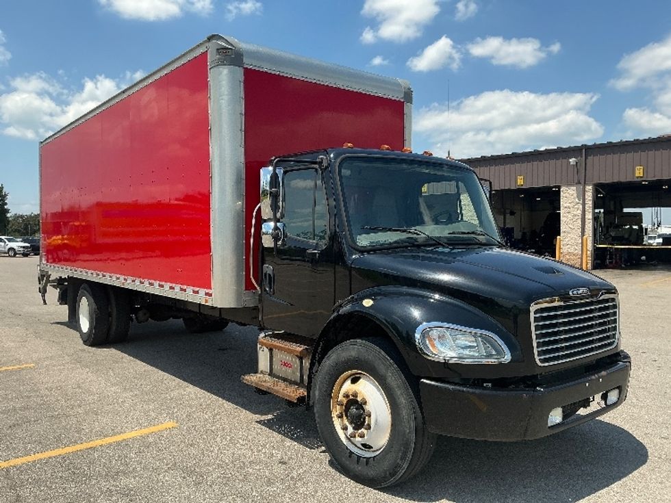 Medium Duty Box Truck-Light and Medium Duty Trucks-Freightliner-2019-M2-Cincinnati-OH-255,096\n\t\tmiles-$ 40,250 - Image 1