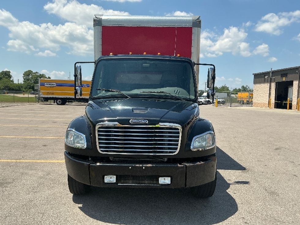 Medium Duty Box Truck-Light and Medium Duty Trucks-Freightliner-2019-M2-Cincinnati-OH-255,096\n\t\tmiles-$ 40,250 - Image 2
