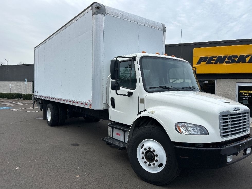 Medium Duty Box Truck-Light and Medium Duty Trucks-Freightliner-2019-M2-Clackamas-OR-109,826\n\t\tmiles-$ 56,250 - Image 1