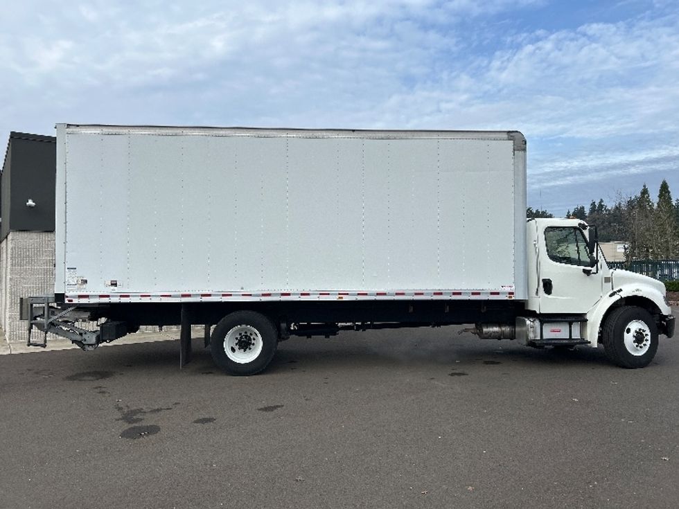 Medium Duty Box Truck-Light and Medium Duty Trucks-Freightliner-2019-M2-Clackamas-OR-109,826\n\t\tmiles-$ 56,250 - Image 16