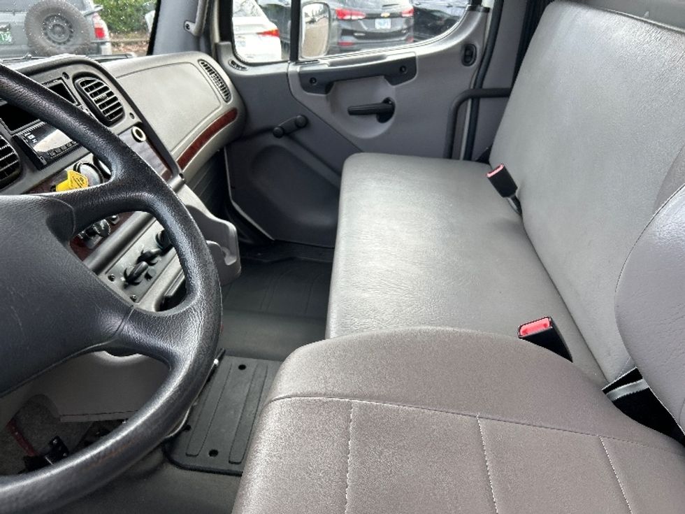 Medium Duty Box Truck-Light and Medium Duty Trucks-Freightliner-2019-M2-Clackamas-OR-109,826\n\t\tmiles-$ 56,250 - Image 19