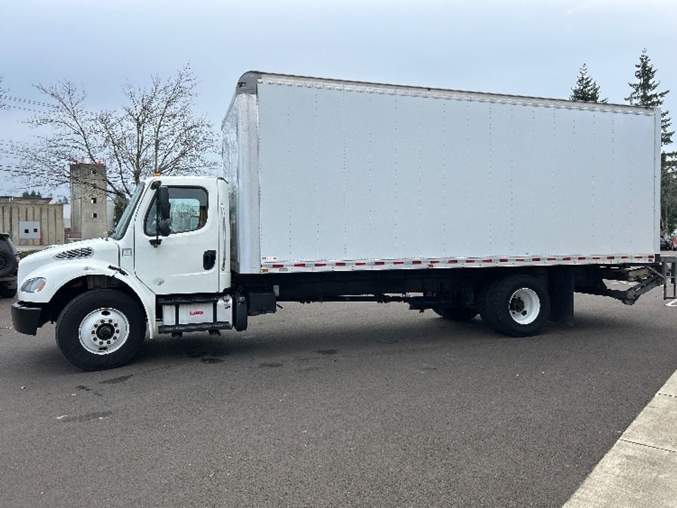 Medium Duty Box Truck-Light and Medium Duty Trucks-Freightliner-2019-M2-Clackamas-OR-109,826\n\t\tmiles-$ 56,250 - Image 4