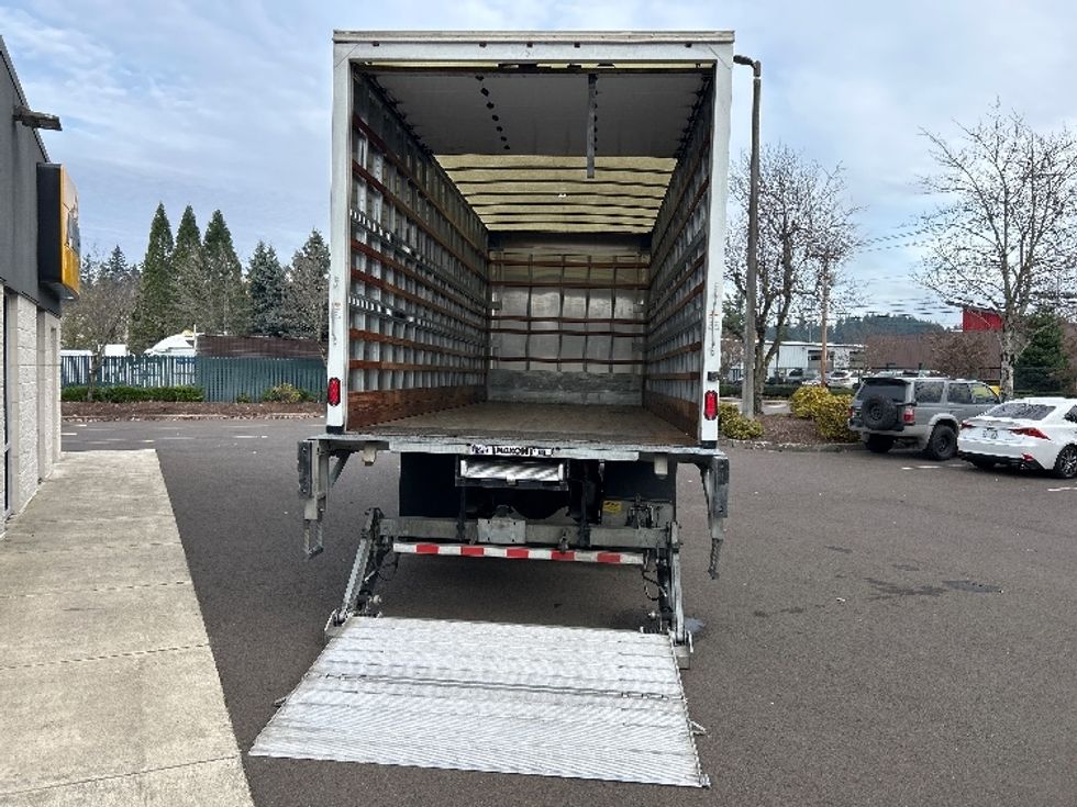 Medium Duty Box Truck-Light and Medium Duty Trucks-Freightliner-2019-M2-Clackamas-OR-109,826\n\t\tmiles-$ 56,250 - Image 9