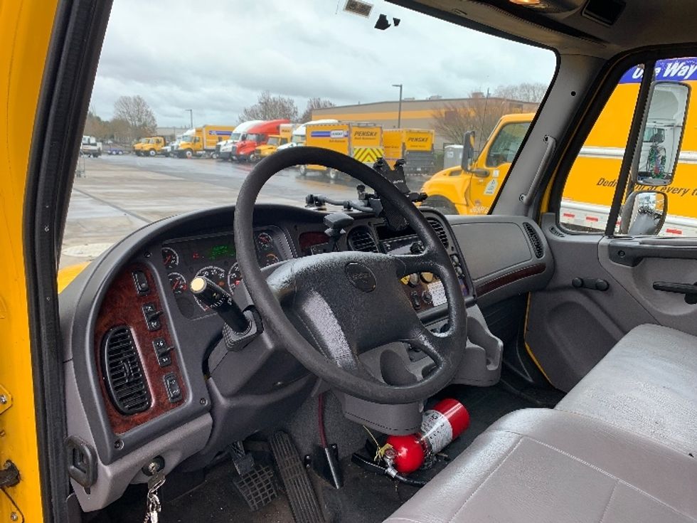 Medium Duty Box Truck-Light and Medium Duty Trucks-Freightliner-2019-M2-Clackamas-OR-199,418\n\t\tmiles-$ 43,250 - Image 17