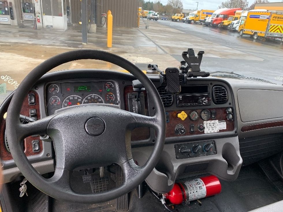 Medium Duty Box Truck-Light and Medium Duty Trucks-Freightliner-2019-M2-Clackamas-OR-199,418\n\t\tmiles-$ 43,250 - Image 18