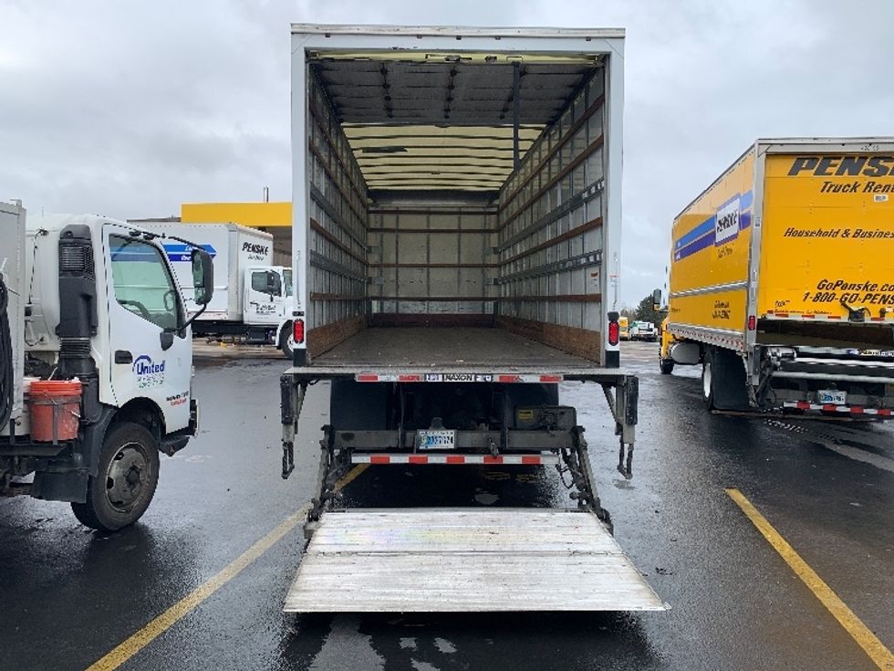 Medium Duty Box Truck-Light and Medium Duty Trucks-Freightliner-2019-M2-Clackamas-OR-199,418\n\t\tmiles-$ 43,250 - Image 9