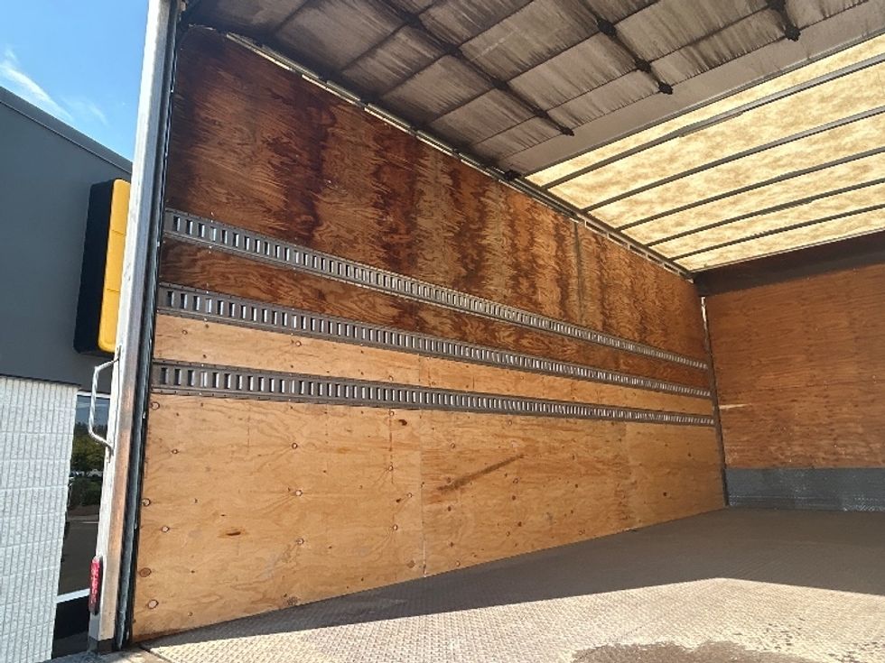Medium Duty Box Truck-Light and Medium Duty Trucks-Freightliner-2019-M2-Clackamas-OR-280,497\n\t\tmiles-$ 25,250 - Image 10