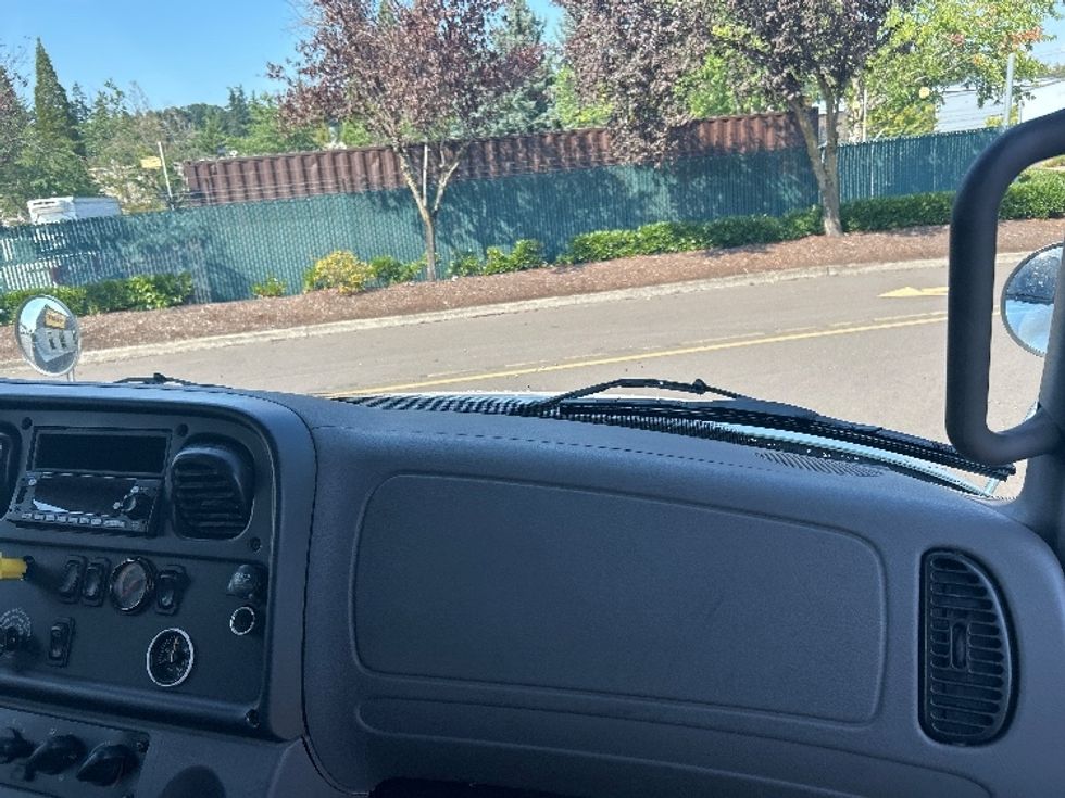 Medium Duty Box Truck-Light and Medium Duty Trucks-Freightliner-2019-M2-Clackamas-OR-280,497\n\t\tmiles-$ 25,250 - Image 20