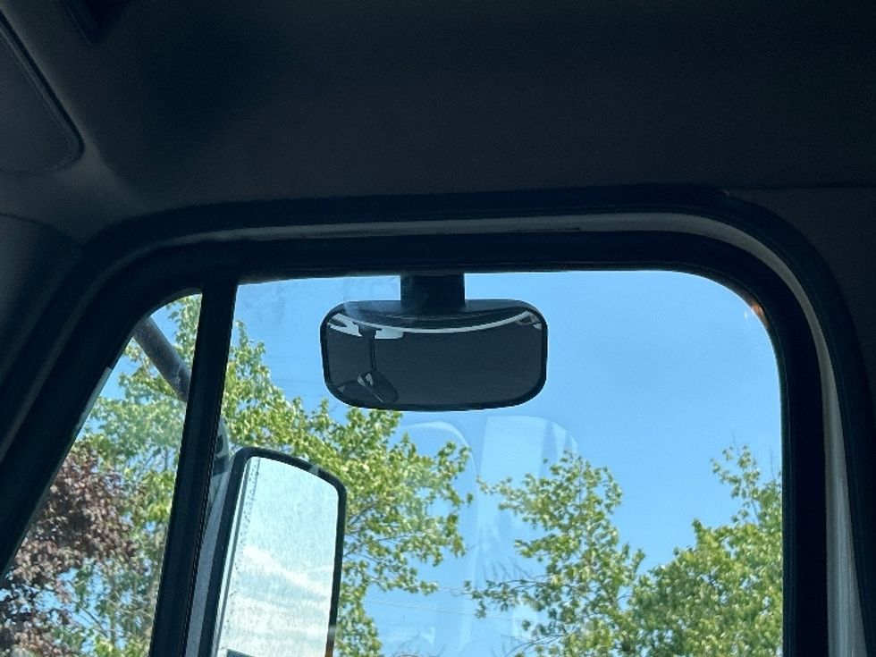 Medium Duty Box Truck-Light and Medium Duty Trucks-Freightliner-2019-M2-Clackamas-OR-280,497\n\t\tmiles-$ 25,250 - Image 24