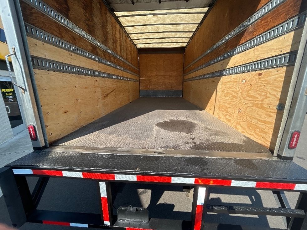 Medium Duty Box Truck-Light and Medium Duty Trucks-Freightliner-2019-M2-Clackamas-OR-280,497\n\t\tmiles-$ 25,250 - Image 9