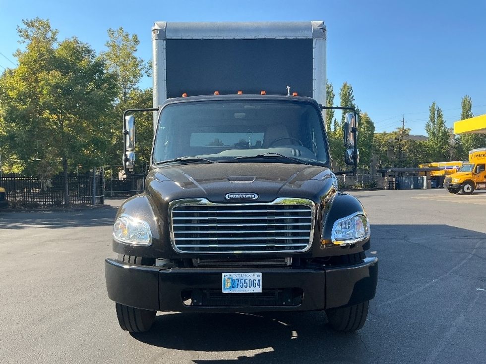 2019 Freightliner M2 106 Medium Duty photo 2