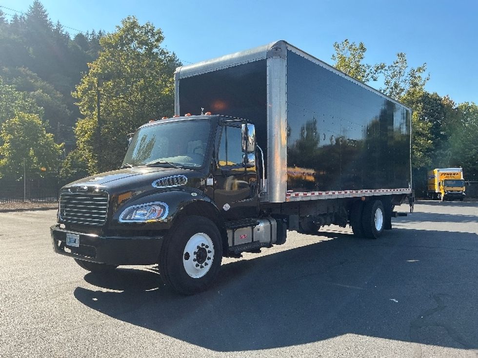 2019 Freightliner M2 106 Medium Duty photo 3