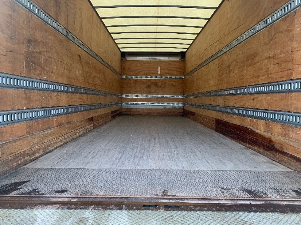 Medium Duty Box Truck-Light and Medium Duty Trucks-Freightliner-2019-M2-Cleveland-TN-197,360\n\t\tmiles-$ 52,000 - Image 10