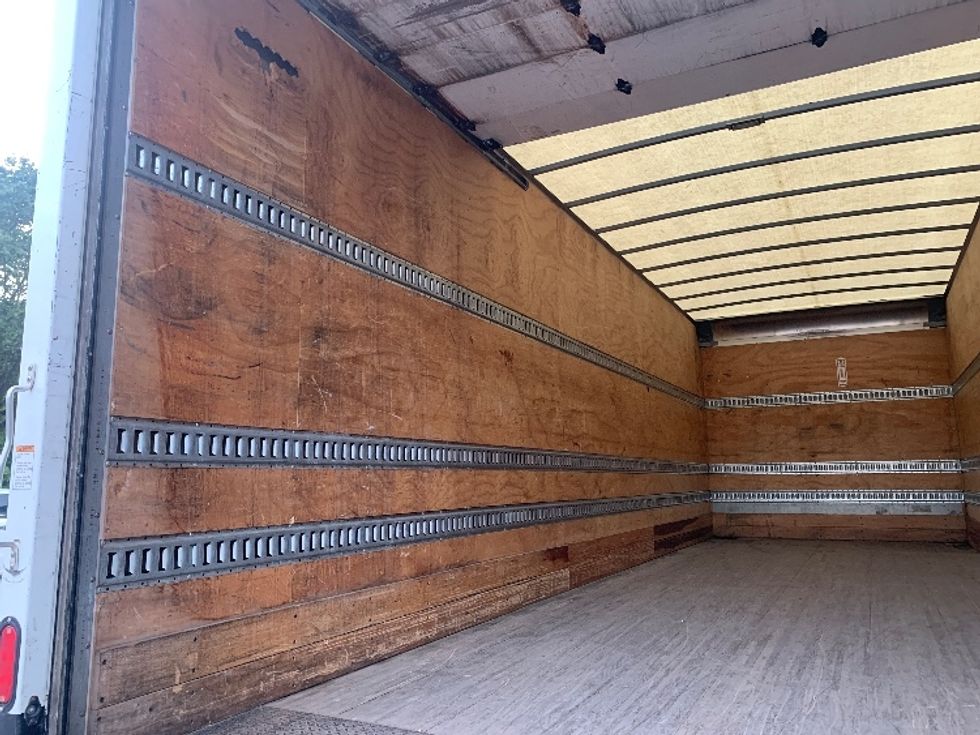 Medium Duty Box Truck-Light and Medium Duty Trucks-Freightliner-2019-M2-Cleveland-TN-197,360\n\t\tmiles-$ 52,000 - Image 11