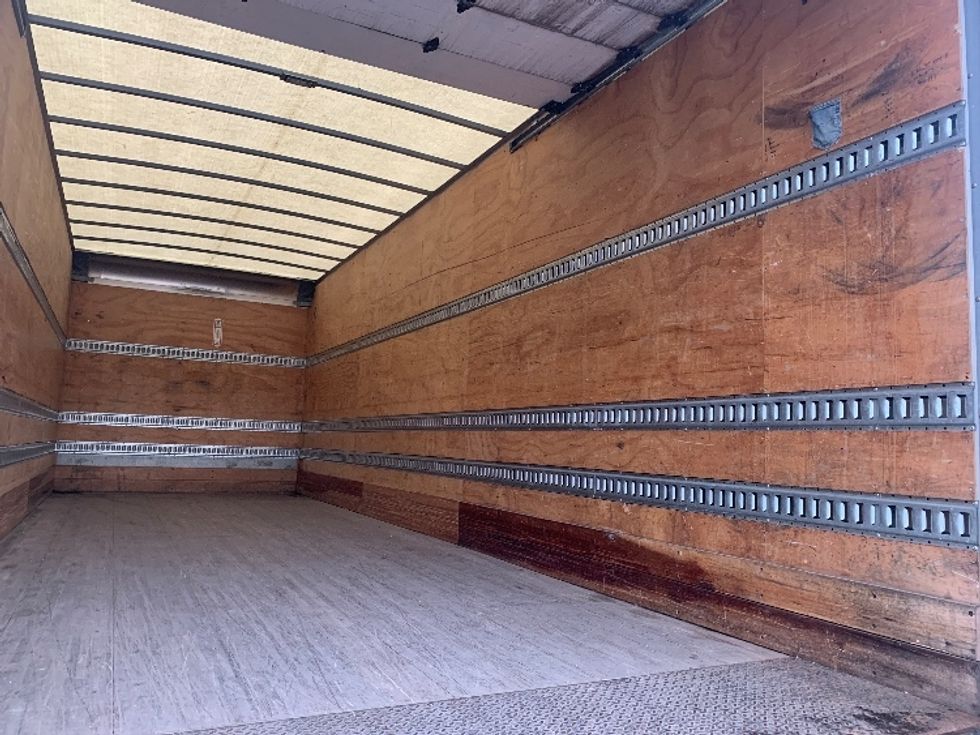 Medium Duty Box Truck-Light and Medium Duty Trucks-Freightliner-2019-M2-Cleveland-TN-197,360\n\t\tmiles-$ 52,000 - Image 12