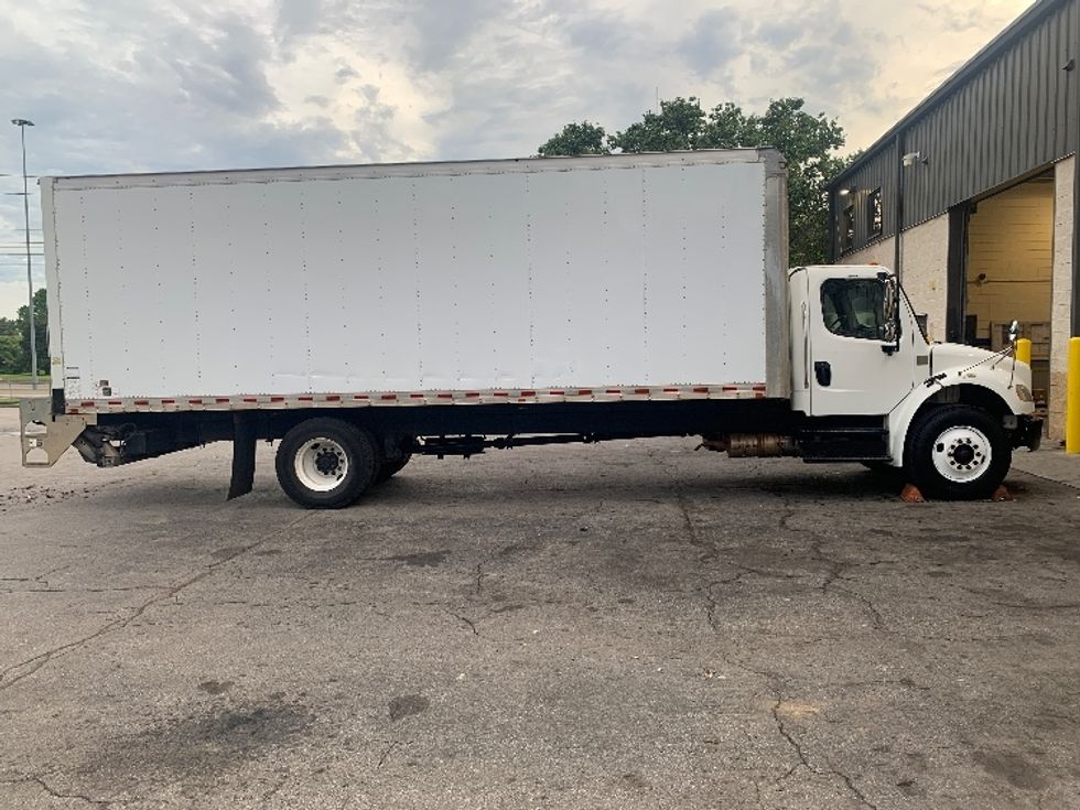 Medium Duty Box Truck-Light and Medium Duty Trucks-Freightliner-2019-M2-Cleveland-TN-197,360\n\t\tmiles-$ 52,000 - Image 15
