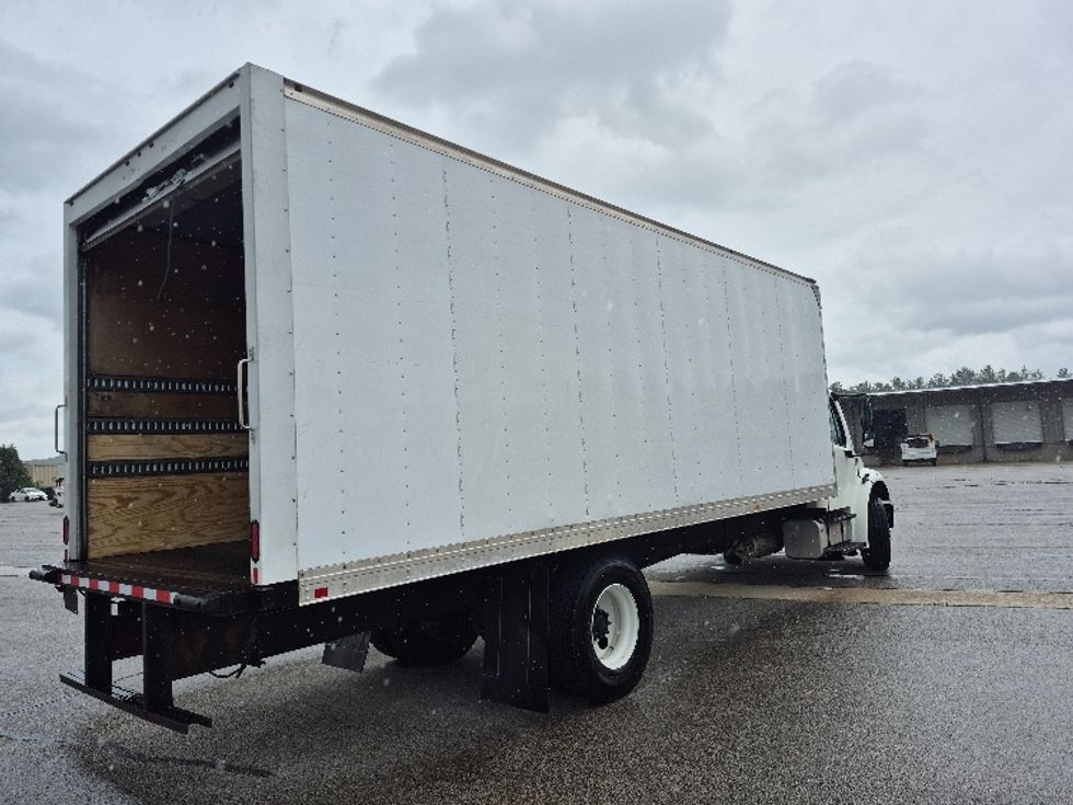 Medium Duty Box Truck-Light and Medium Duty Trucks-Freightliner-2019-M2-Cleveland-TN-32,821\n\t\tmiles-$ 61,000 - Image 12