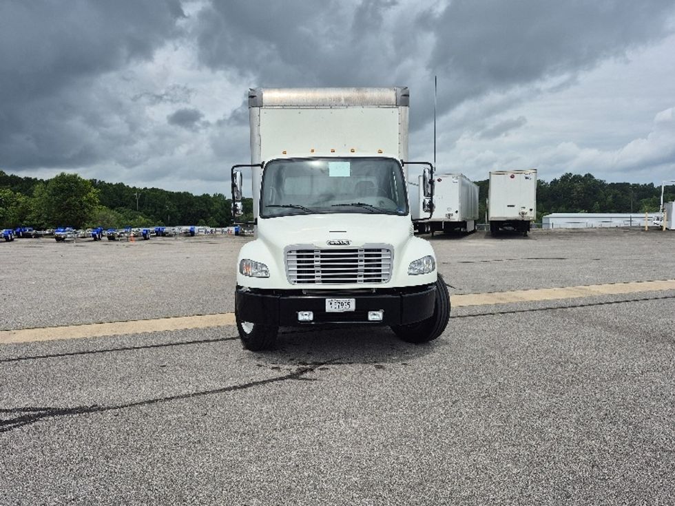 Medium Duty Box Truck-Light and Medium Duty Trucks-Freightliner-2019-M2-Cleveland-TN-32,821\n\t\tmiles-$ 61,000 - Image 2