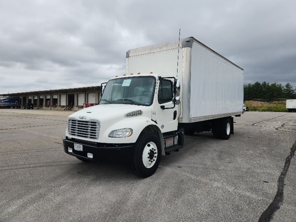 Medium Duty Box Truck-Light and Medium Duty Trucks-Freightliner-2019-M2-Cleveland-TN-32,821\n\t\tmiles-$ 61,000 - Image 3
