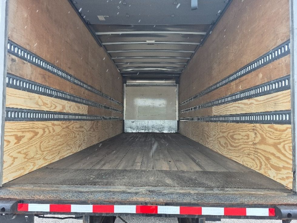 Medium Duty Box Truck-Light and Medium Duty Trucks-Freightliner-2019-M2-Cleveland-TN-32,821\n\t\tmiles-$ 61,000 - Image 9
