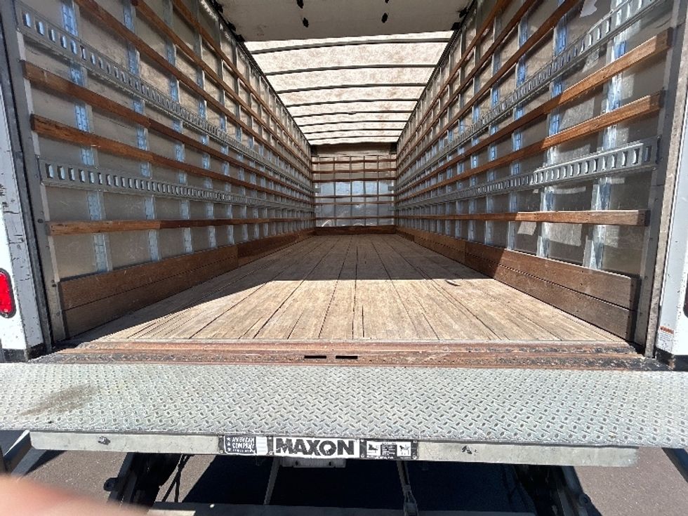 Medium Duty Box Truck-Light and Medium Duty Trucks-Freightliner-2019-M2-Coburg-OR-82,896\n\t\tmiles-$ 58,750 - Image 10