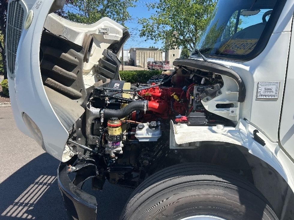 Medium Duty Box Truck-Light and Medium Duty Trucks-Freightliner-2019-M2-Coburg-OR-82,896\n\t\tmiles-$ 58,750 - Image 24