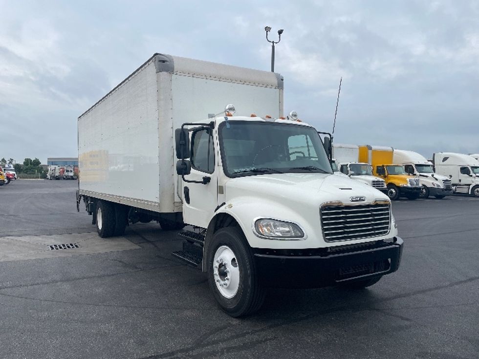 Medium Duty Box Truck-Light and Medium Duty Trucks-Freightliner-2019-M2-Columbus-OH-181,601\n\t\tmiles-$ 52,000 - Image 1