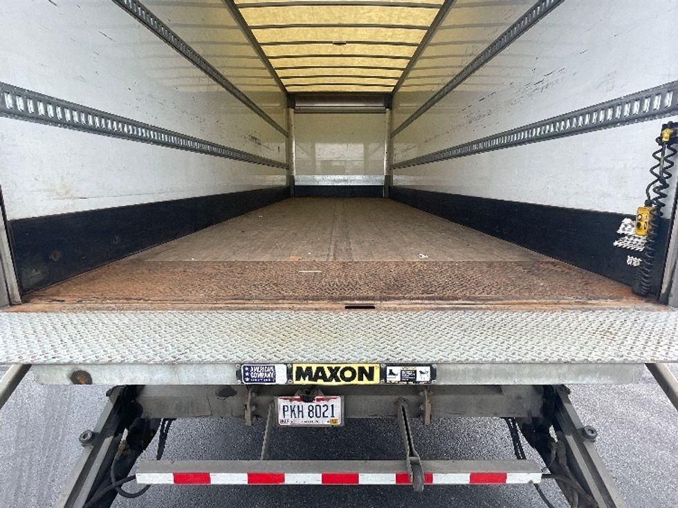Medium Duty Box Truck-Light and Medium Duty Trucks-Freightliner-2019-M2-Columbus-OH-181,601\n\t\tmiles-$ 52,000 - Image 10