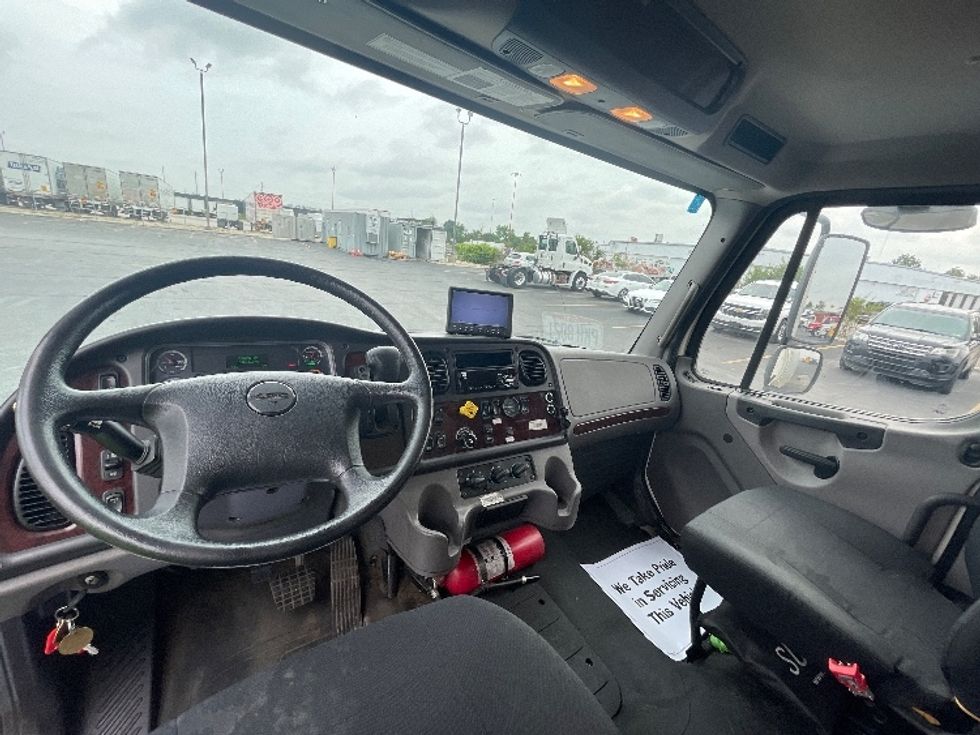 Medium Duty Box Truck-Light and Medium Duty Trucks-Freightliner-2019-M2-Columbus-OH-181,601\n\t\tmiles-$ 52,000 - Image 18