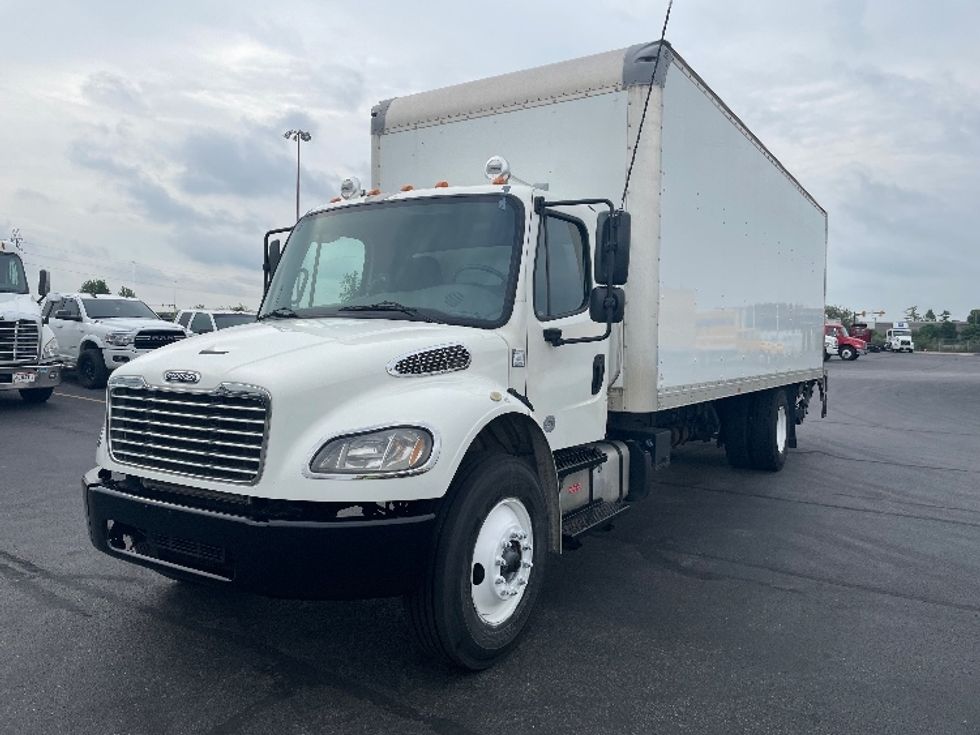 Medium Duty Box Truck-Light and Medium Duty Trucks-Freightliner-2019-M2-Columbus-OH-181,601\n\t\tmiles-$ 52,000 - Image 3