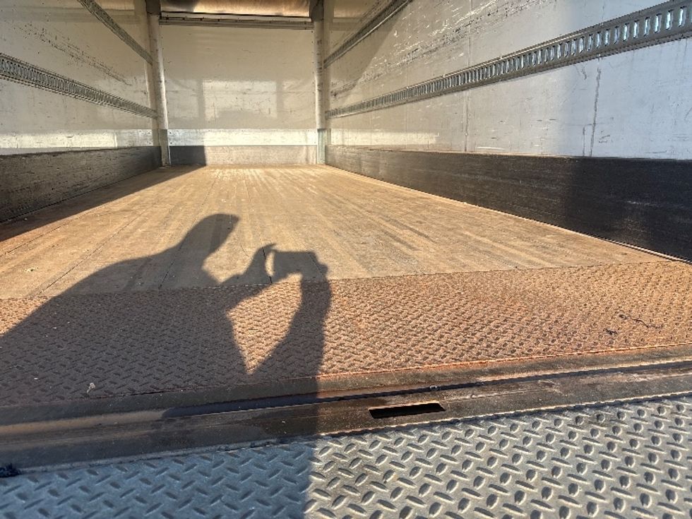 Medium Duty Box Truck-Light and Medium Duty Trucks-Freightliner-2019-M2-Columbus-OH-190,154\n\t\tmiles-$ 48,000 - Image 10