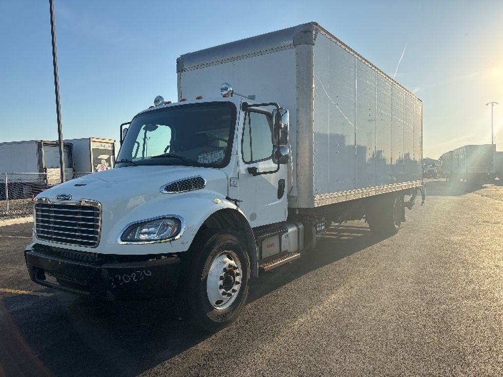 Medium Duty Box Truck-Light and Medium Duty Trucks-Freightliner-2019-M2-Columbus-OH-190,154\n\t\tmiles-$ 48,000 - Image 3