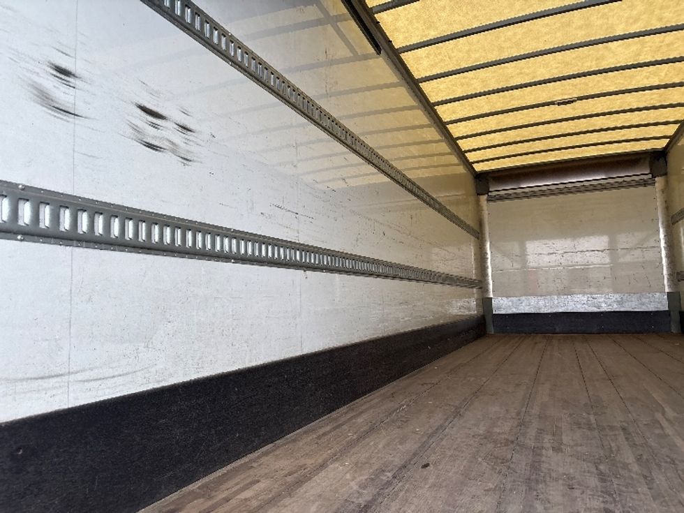 Medium Duty Box Truck-Light and Medium Duty Trucks-Freightliner-2019-M2-Columbus-OH-69,531\n\t\tmiles-$ 62,250 - Image 11