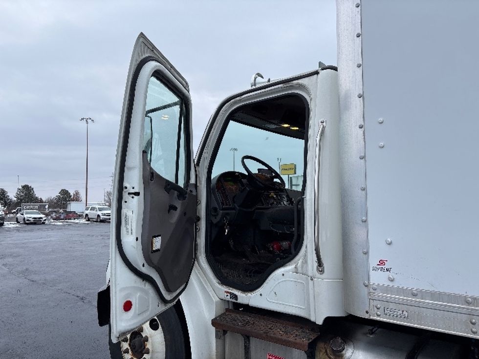 Medium Duty Box Truck-Light and Medium Duty Trucks-Freightliner-2019-M2-Columbus-OH-69,531\n\t\tmiles-$ 62,250 - Image 16