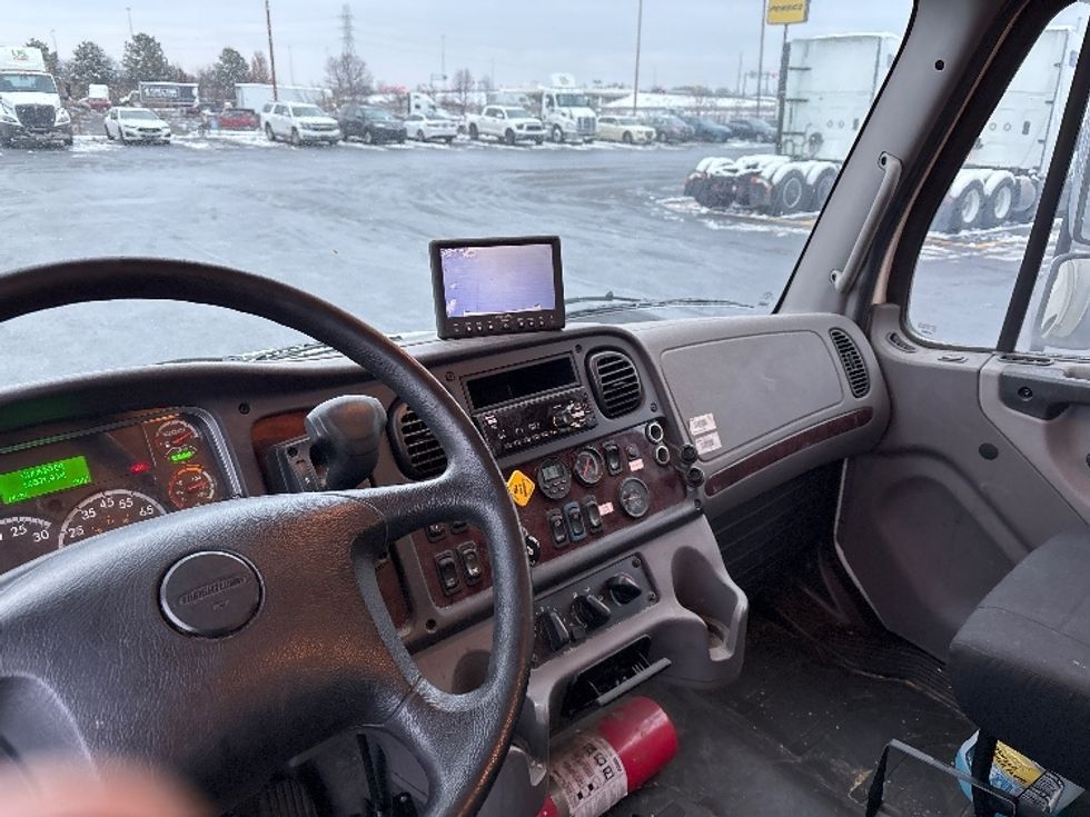 Medium Duty Box Truck-Light and Medium Duty Trucks-Freightliner-2019-M2-Columbus-OH-69,531\n\t\tmiles-$ 62,250 - Image 17